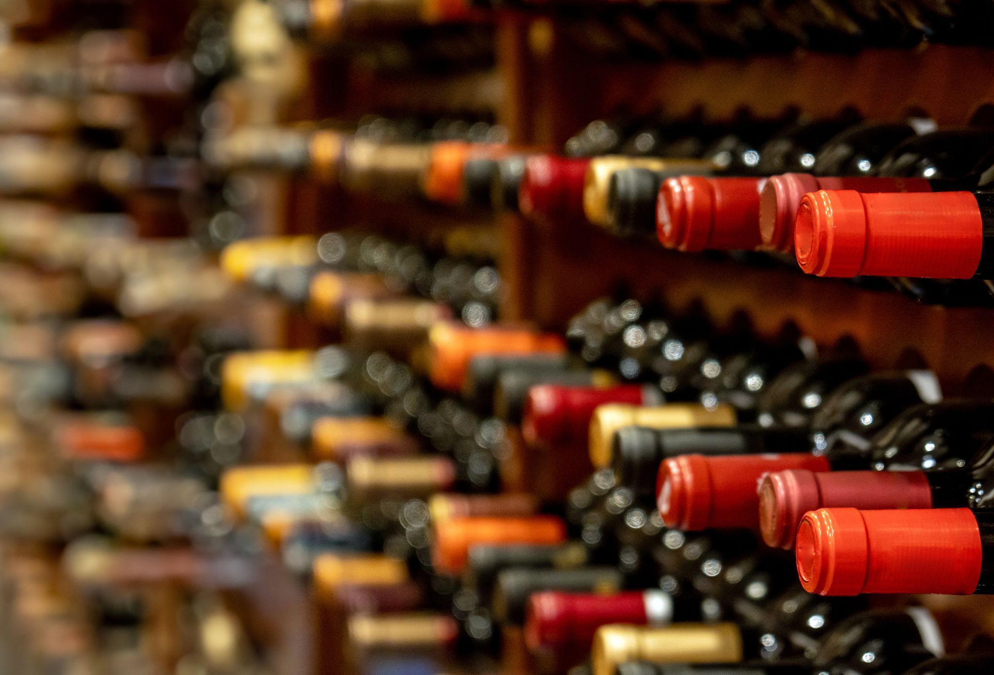 almacenar vino botellas horizontal